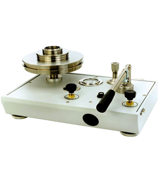 Fluke Calibration P3000 Pneumatic Deadweight Testers